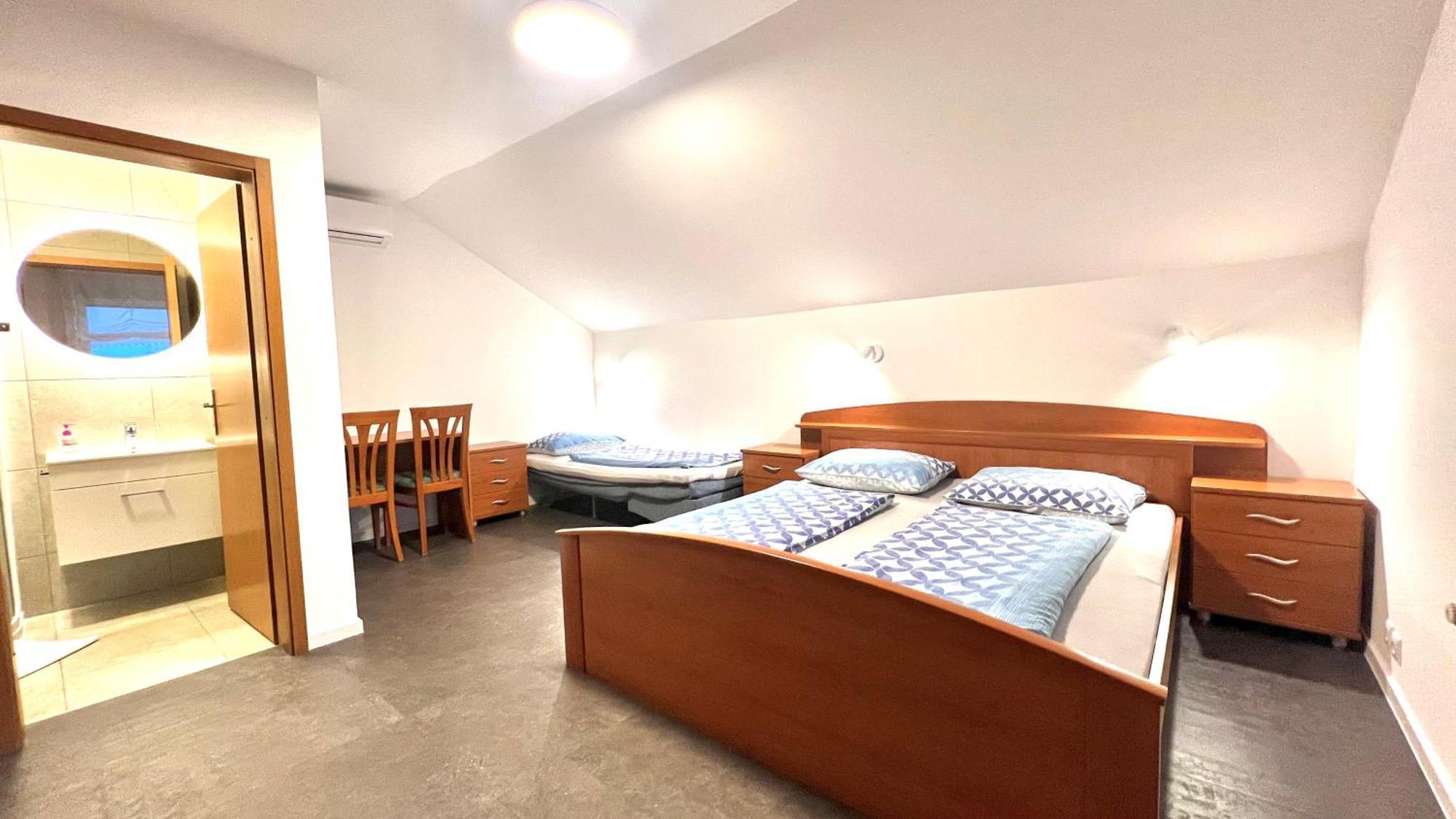 Hotel Stara Lipa Tasner Free Kitchen&Garage&Parking-Self Check In Maribor Pokoj fotografie