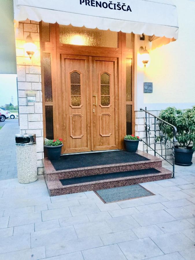 Hotel Stara Lipa Tasner Free Kitchen&Garage&Parking-Self Check In Maribor Exteriér fotografie